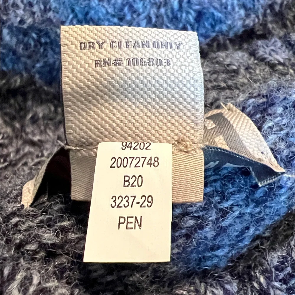 EUC Duluth Trading Co. Sweater 100%‎ Shetland Wool LT